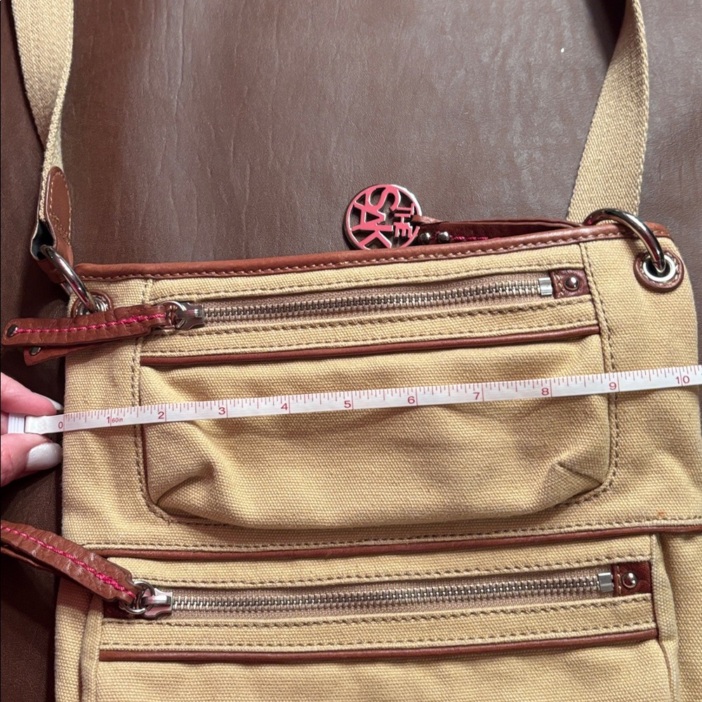 The Sak Tan and Brown Crossbody Bag - Picture 13 of 14